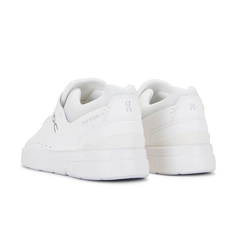 on running on cloud x the roger spin 2 White