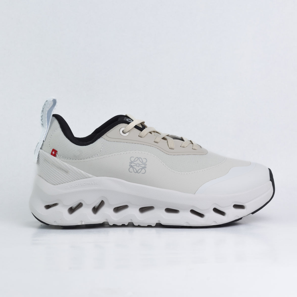 On Cloudtilt Loewe X (white&off white)