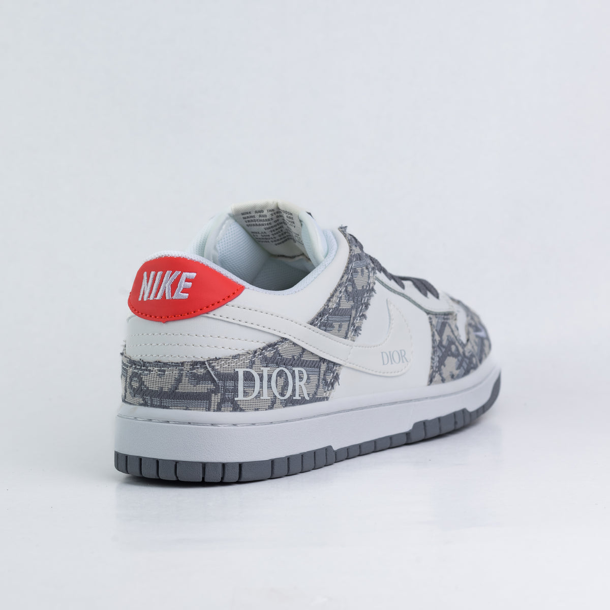 NIKE SB X DIOR (WHITE&GRAY)