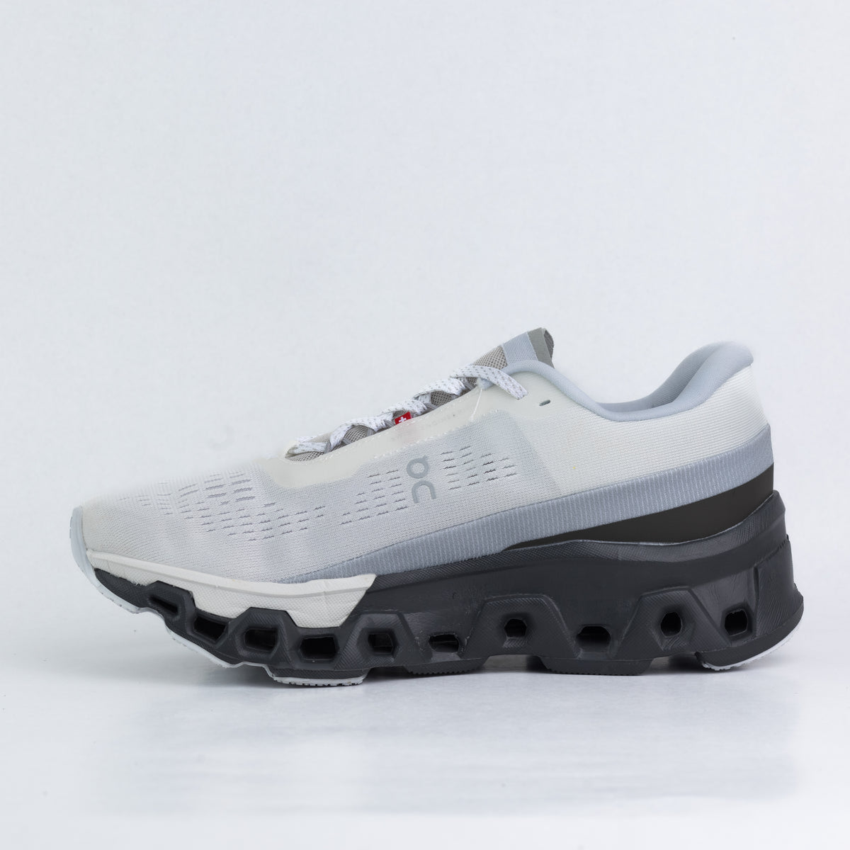 On Cloudtilt Loewe X (grey&black)