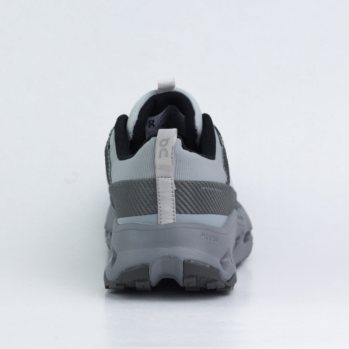 On Cloudhorizon Running (GRAY)