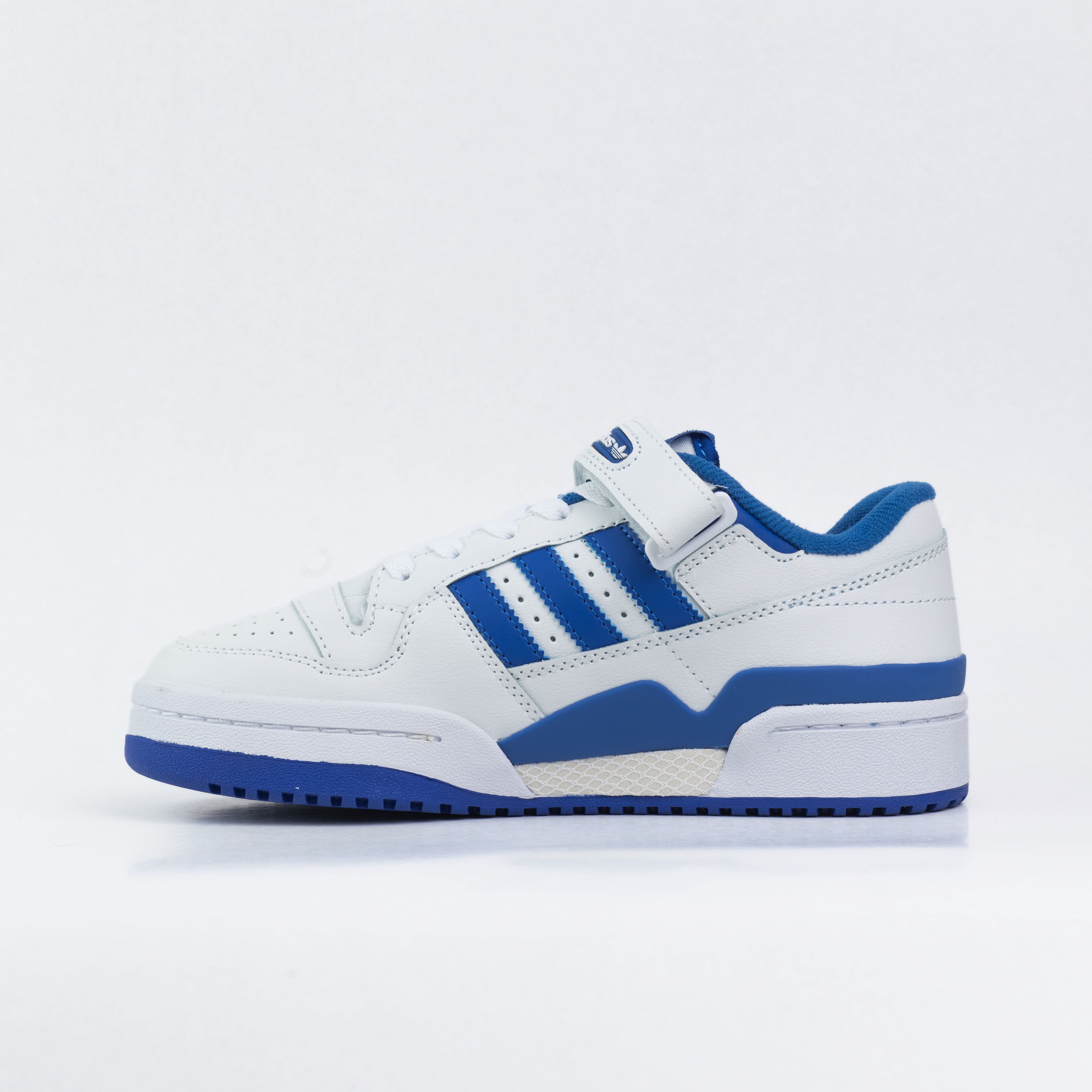 adidas forum low white royal blue