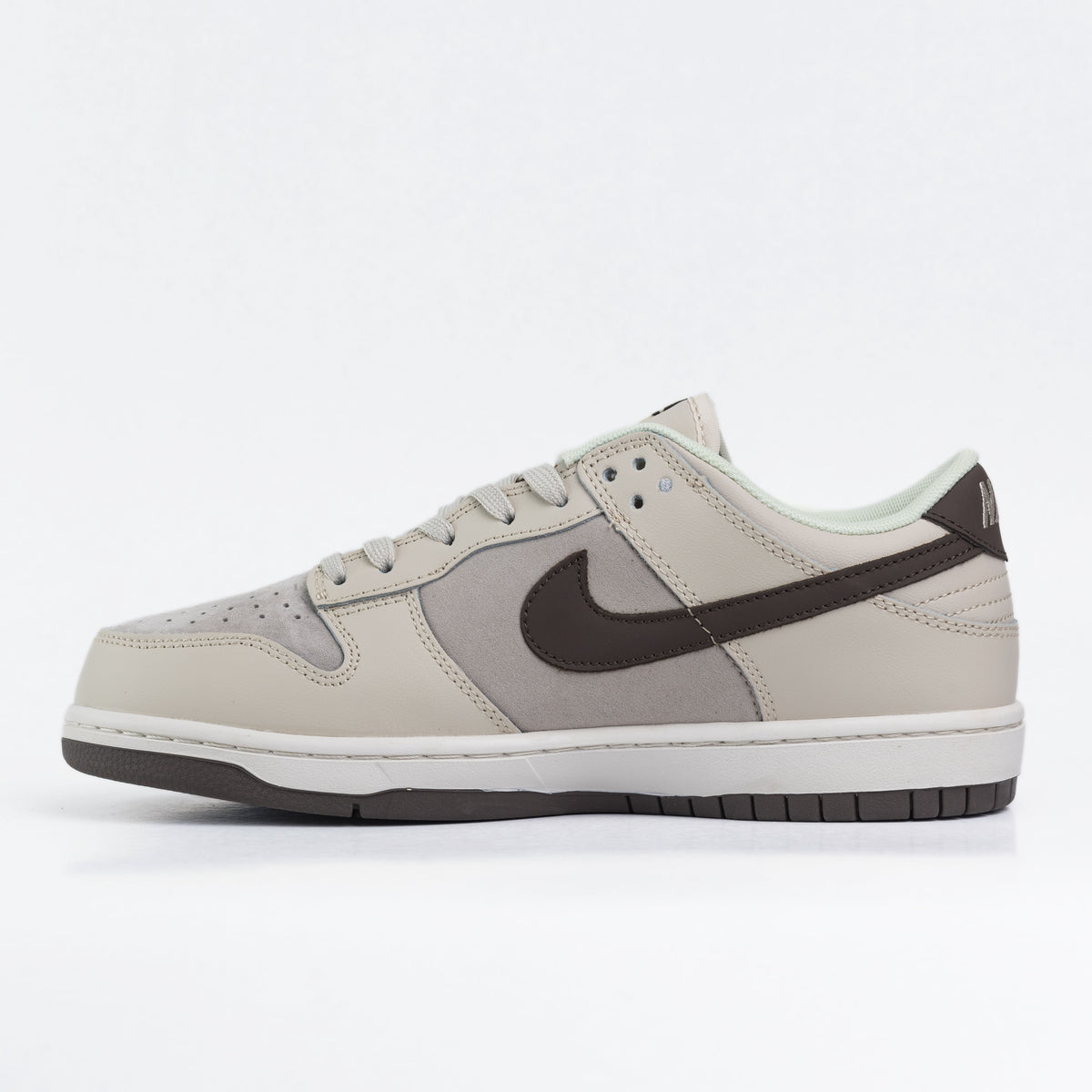 Nike SB Dunk Low x Louis Vuitton Grey Brown