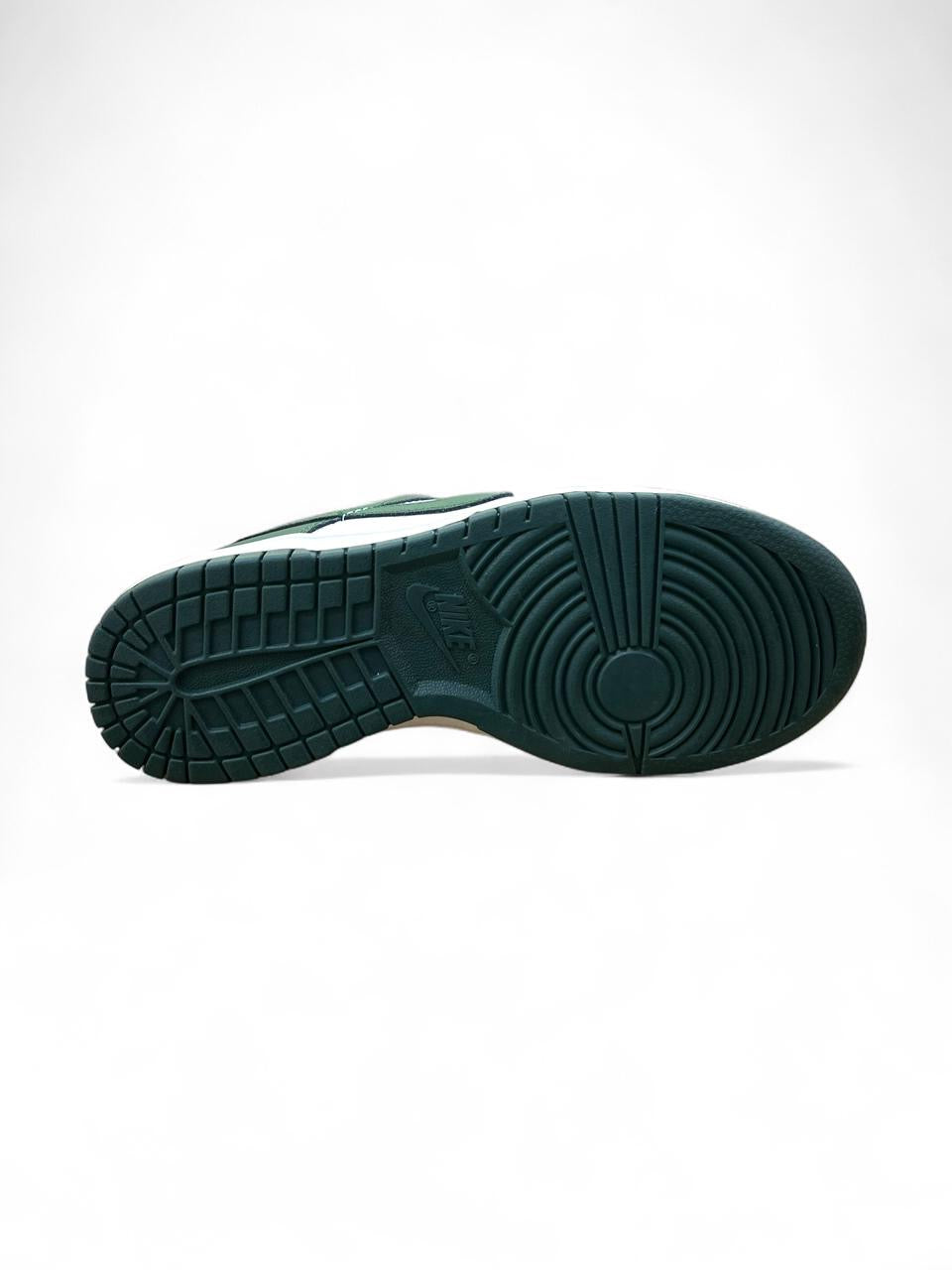 Nike SB green