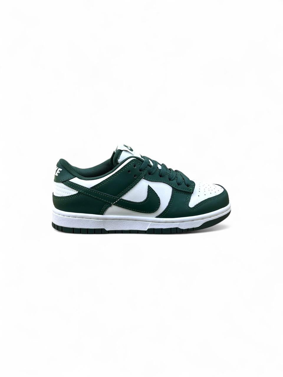 Nike SB green