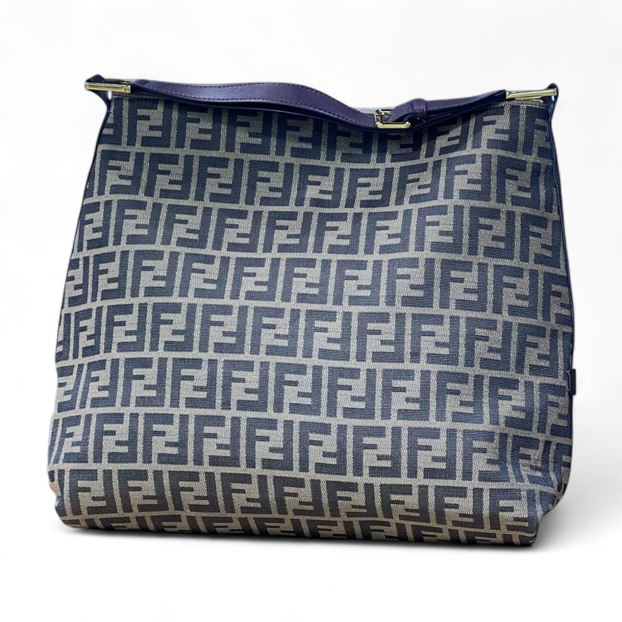 FENDI F323