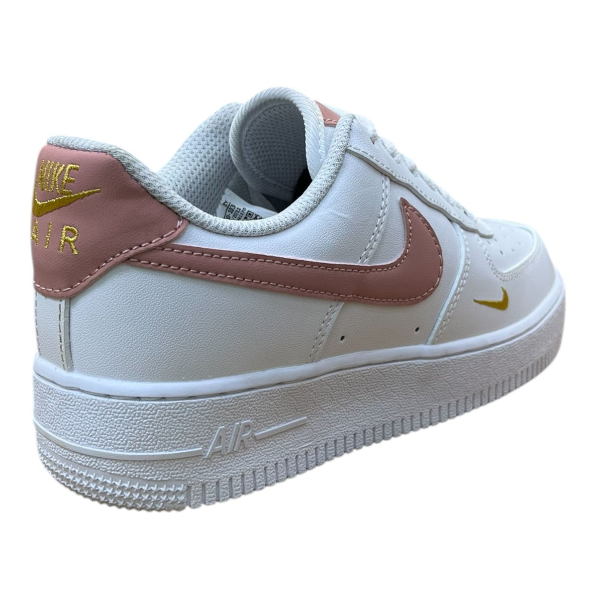 Nike Air Force 1 – White & Pink
