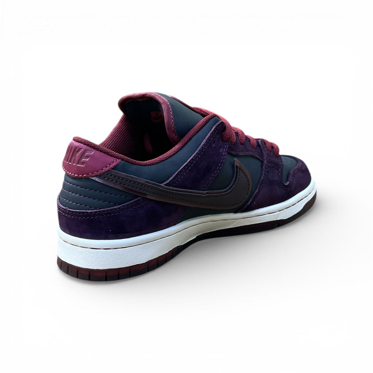 Nike SB Dunk Low – Deep Burgundy