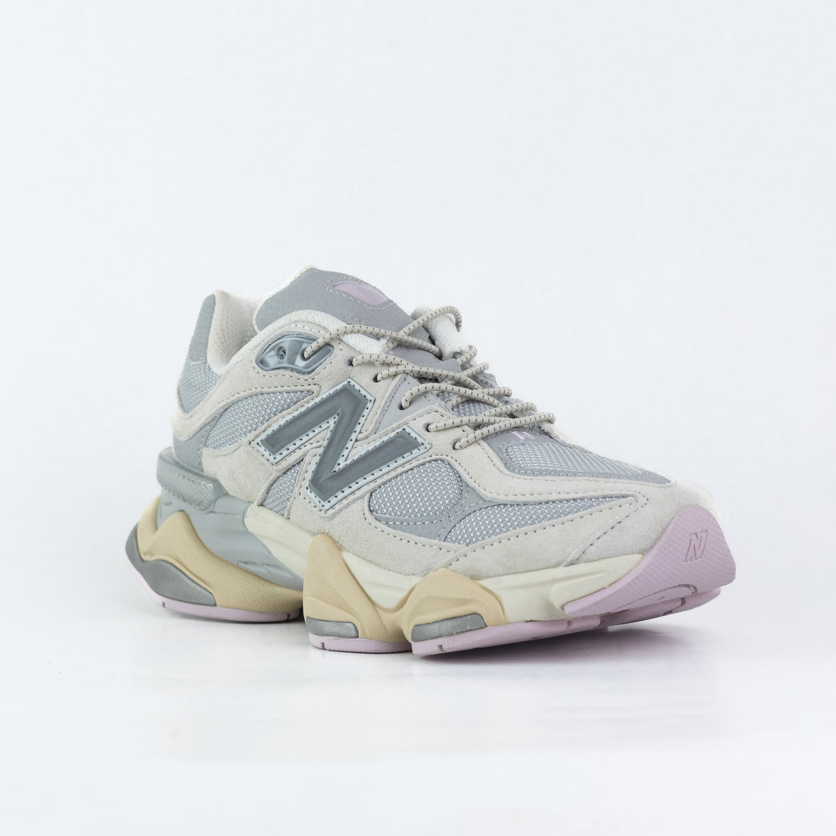 New Balance 9060 – Grey & White