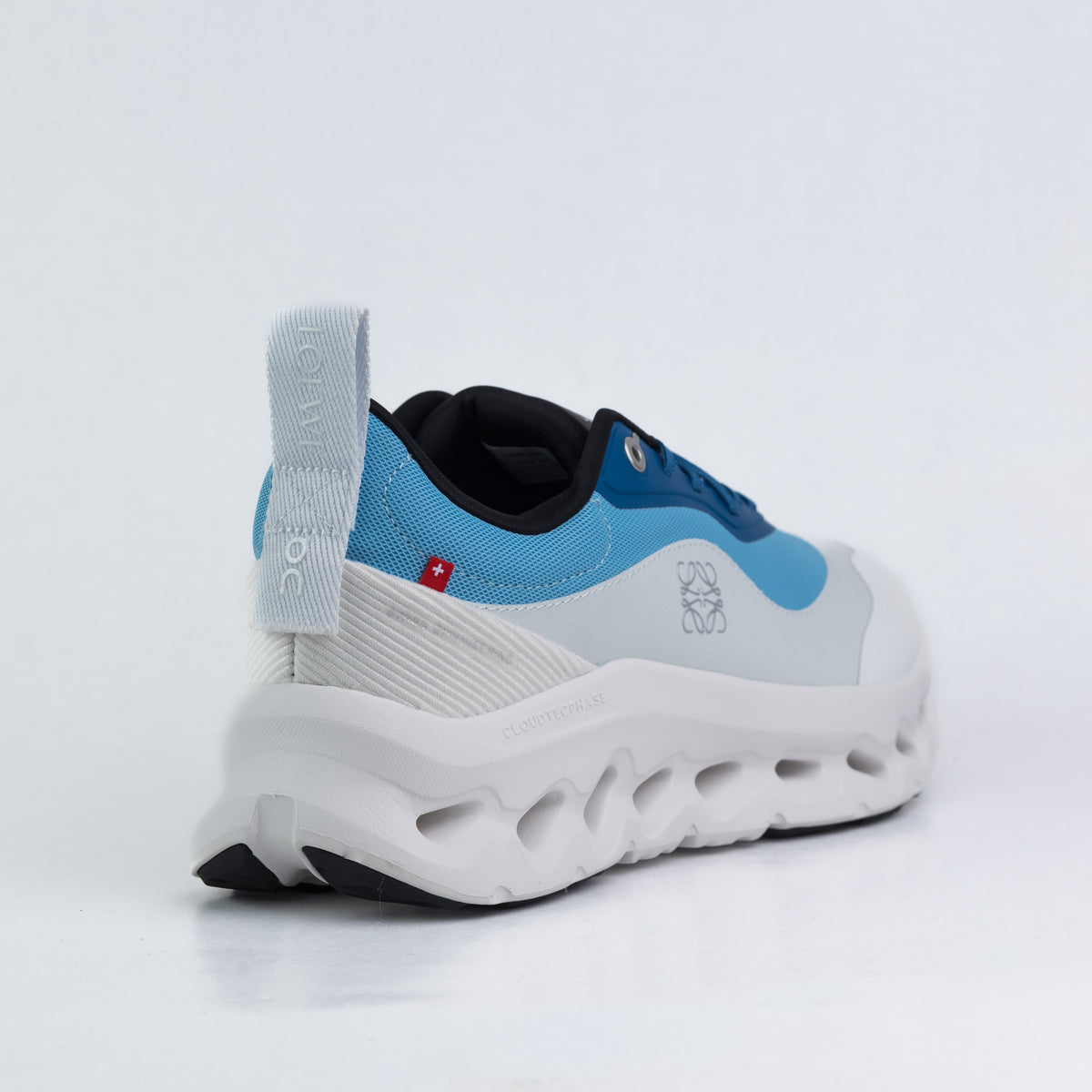 On Cloudtilt Loewe X  (white&blue)