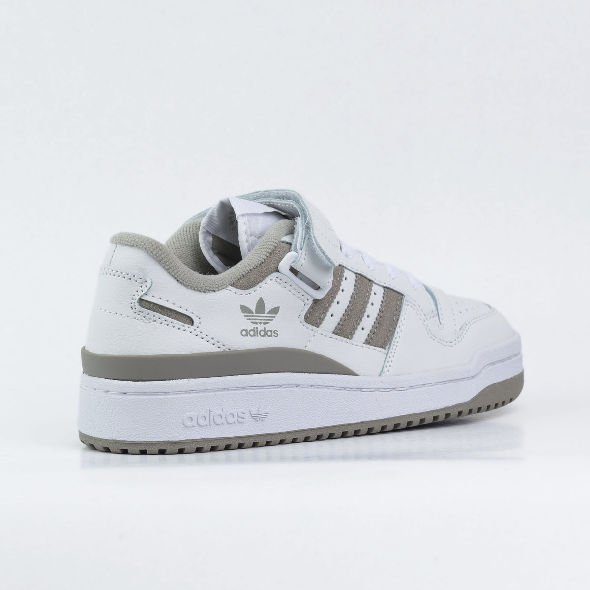 adidas forum low white light grey