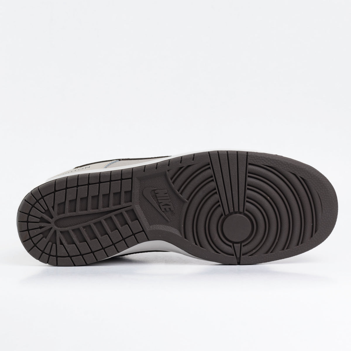 Nike SB Dunk Low x Louis Vuitton Grey Brown
