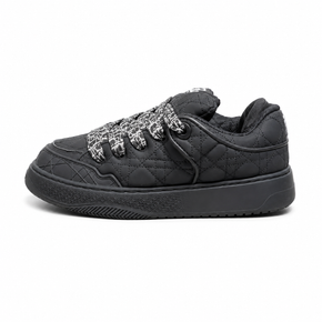 B33 Sneaker