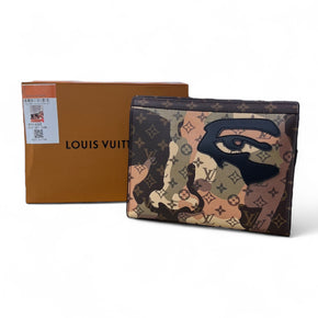 Louis Vuitton monogram clutch