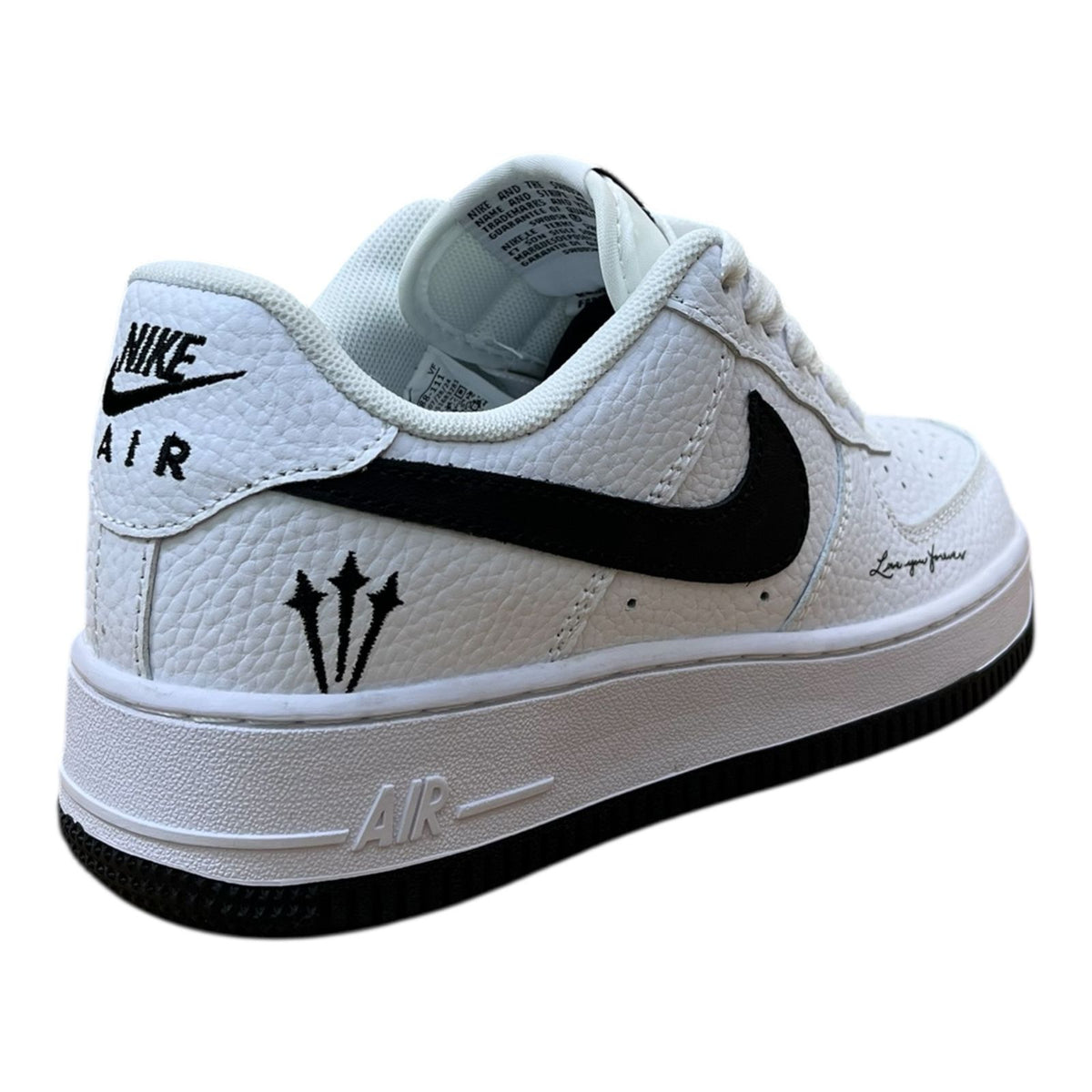 Nike Air Force 1 – White & Black