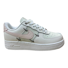 Nike Air Force 1 – Beige & Pink