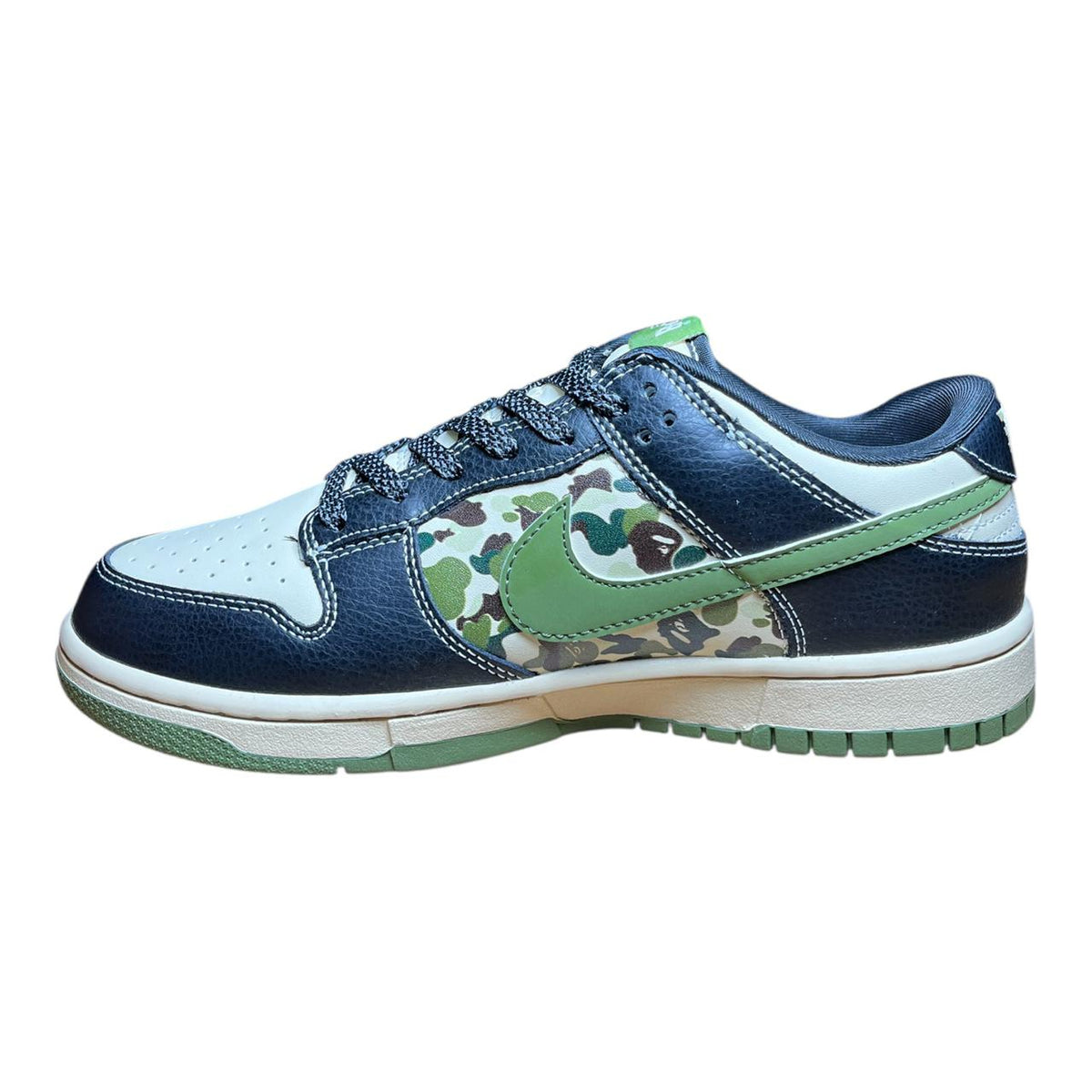 Nike sb Bipe Army