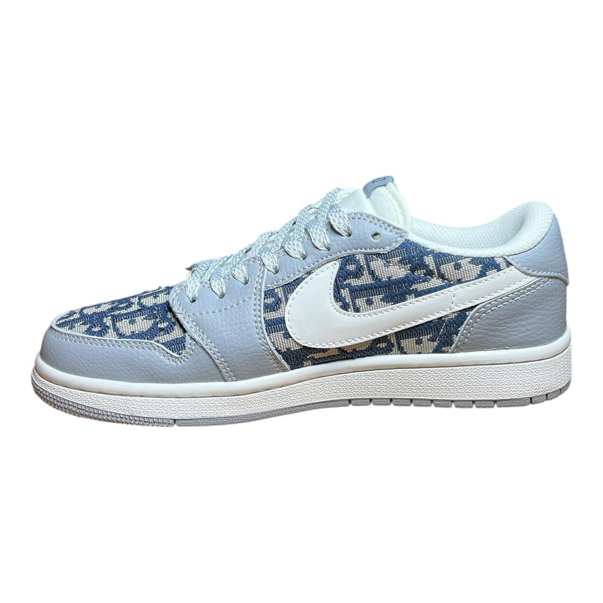 Nike SB DIOR ( gray)
