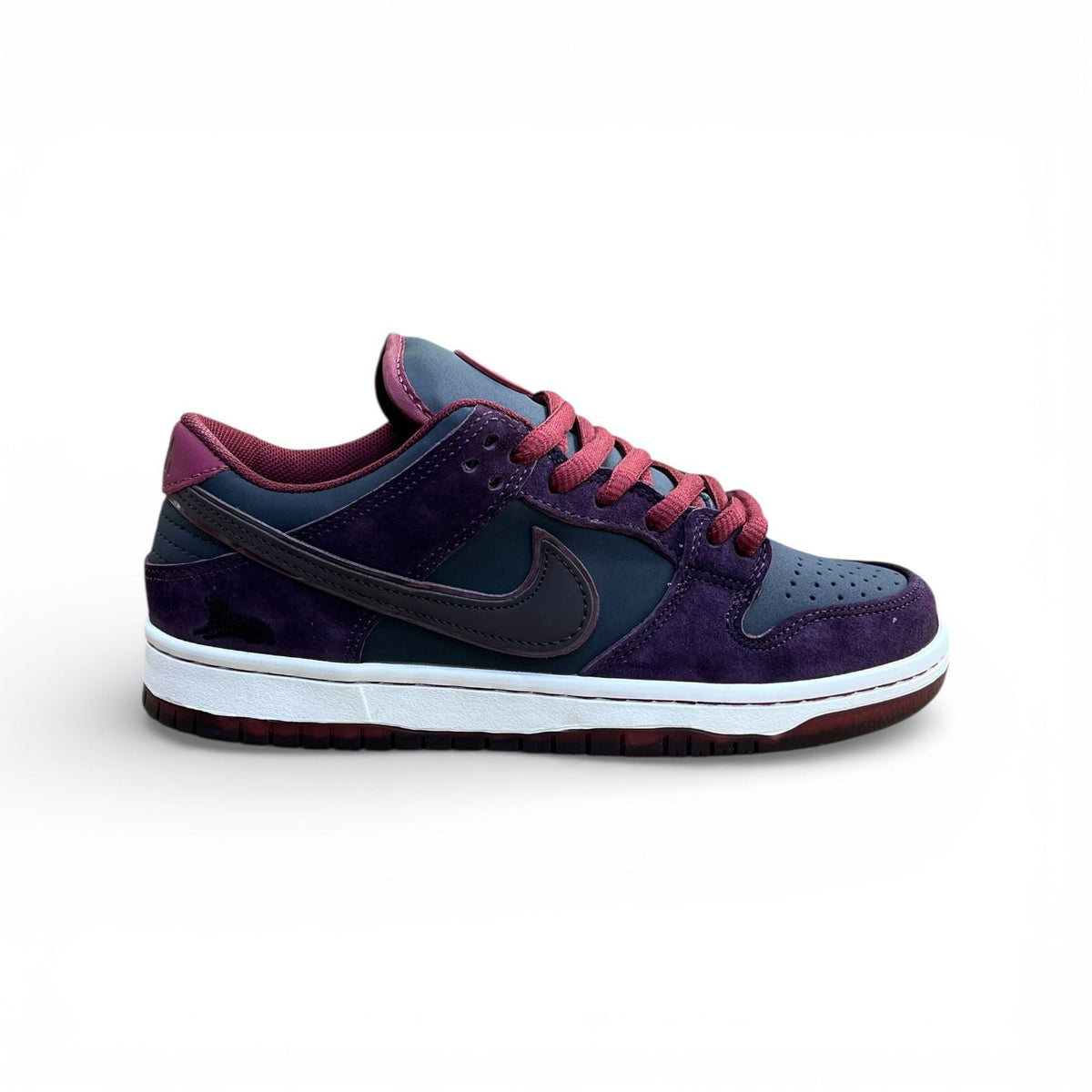 Nike SB Dunk Low – Deep Burgundy