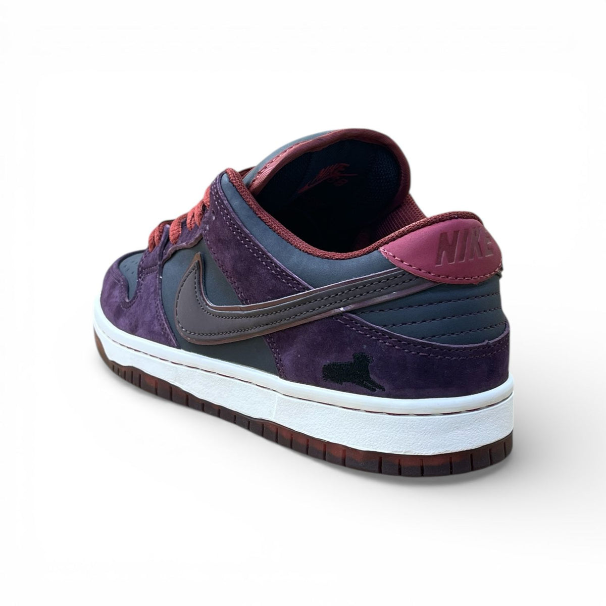 Nike SB Dunk Low – Deep Burgundy