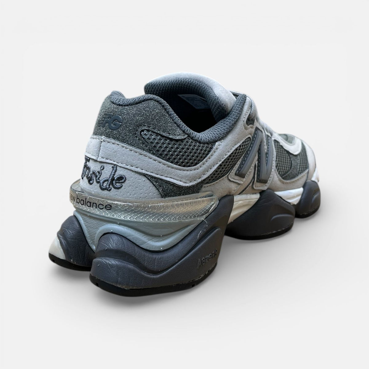 new balance 9060 (gray)