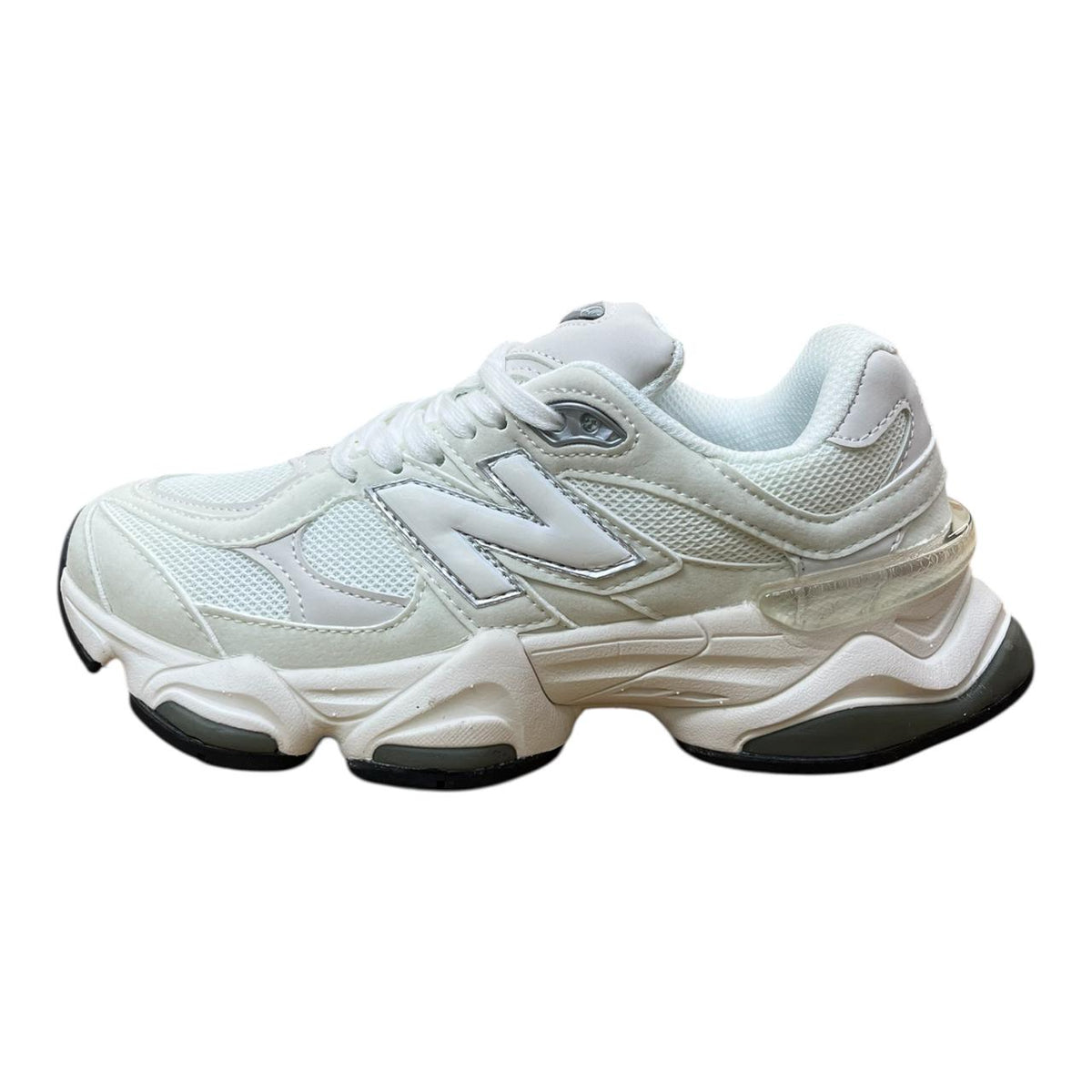 New Balance 9060 – Light Beige